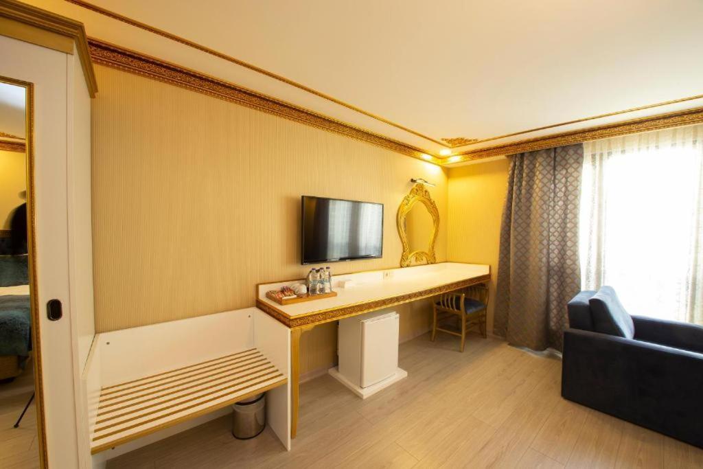 Phosphorion Hotel อิสตันบูล ภายนอก รูปภาพ A room at the hotel