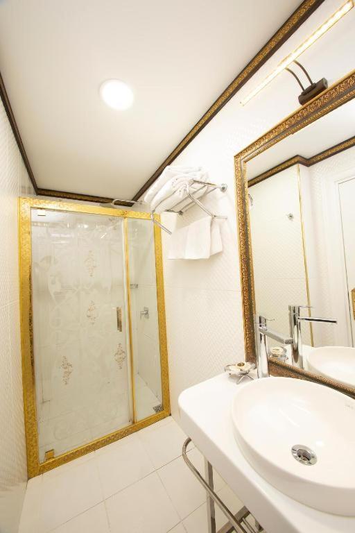 Phosphorion Hotel อิสตันบูล ภายนอก รูปภาพ Bathroom