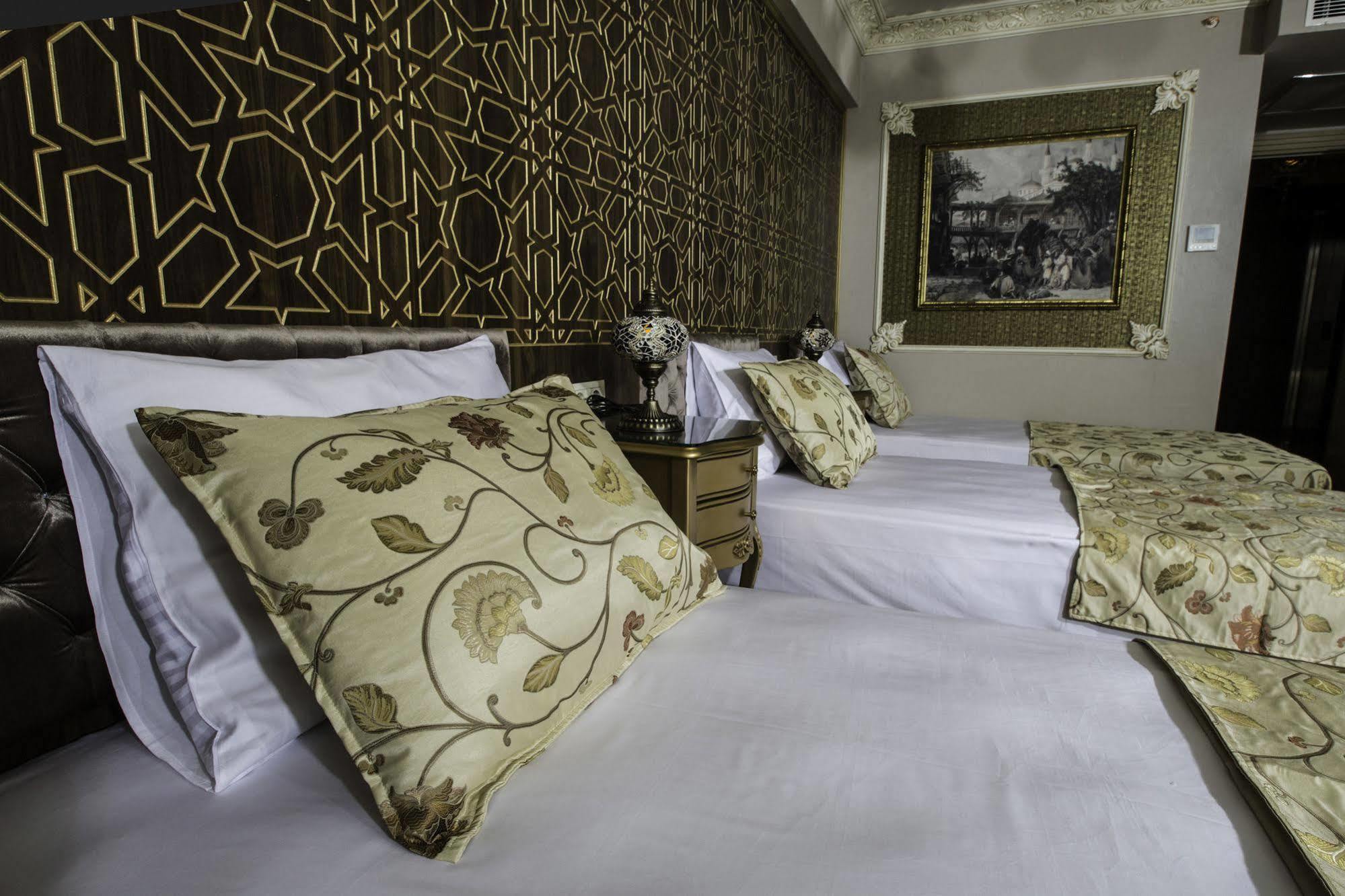Phosphorion Hotel อิสตันบูล ภายนอก รูปภาพ A room at the hotel