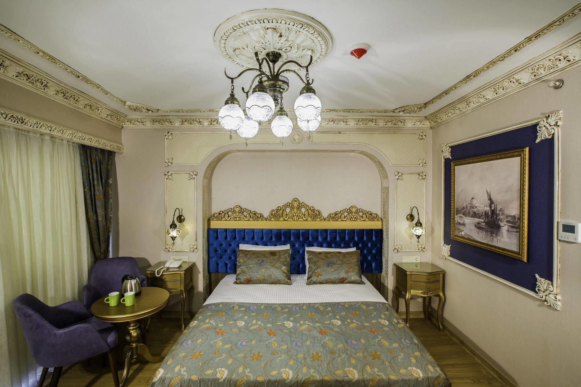Phosphorion Hotel อิสตันบูล ภายนอก รูปภาพ A room at the hotel